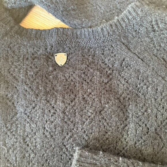 ** Kuhl merino wool blend sweater Black fuzzy Small - Picture 9 of 9